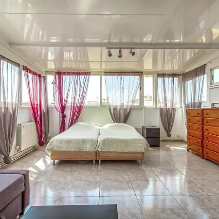 3 Bedroom Lovely In Orihuela Costa Holiday home *