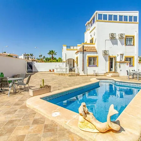 3 Bedroom Lovely In Orihuela Costa Dehesa de Campoamor (Orihuela Costa)