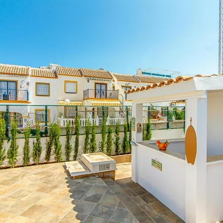 Holiday home 3 Bedroom Lovely In Orihuela Costa *